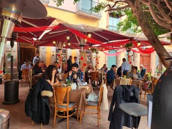 Restaurantes esperan derrama de 70 millones de pesos por Día del Amor y Amistad