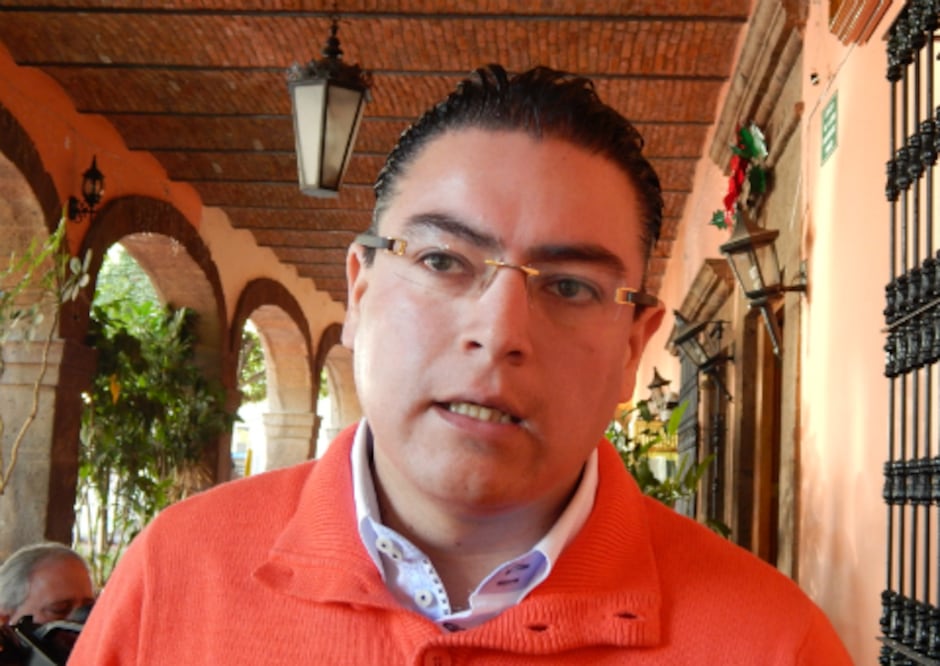 Acusa Aguilera de opacidad a San Juan