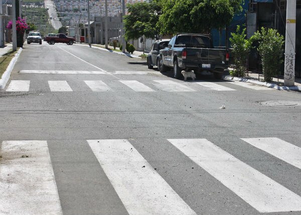 Alcaldesa entrega obras en Villas de Santiago