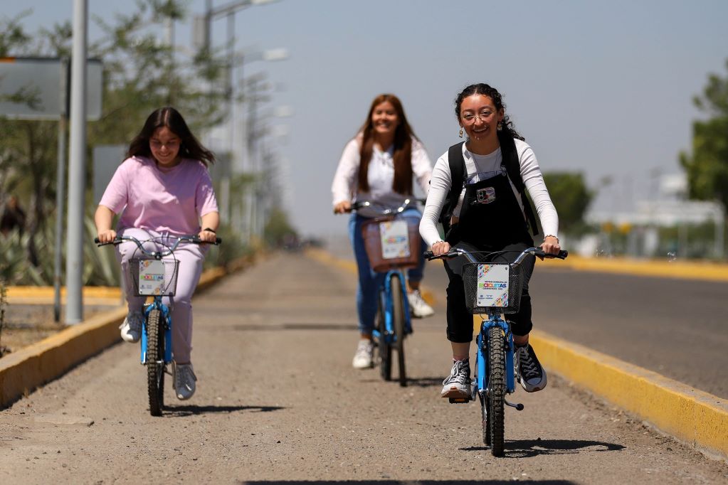 Retira UAQ bicis para establecer reglas de uso