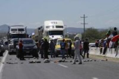 Bloquean carretera por nuevo relleno sanitario
