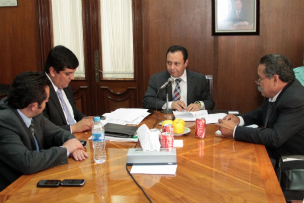 Aprueban aplazar el inicio de juicios orales