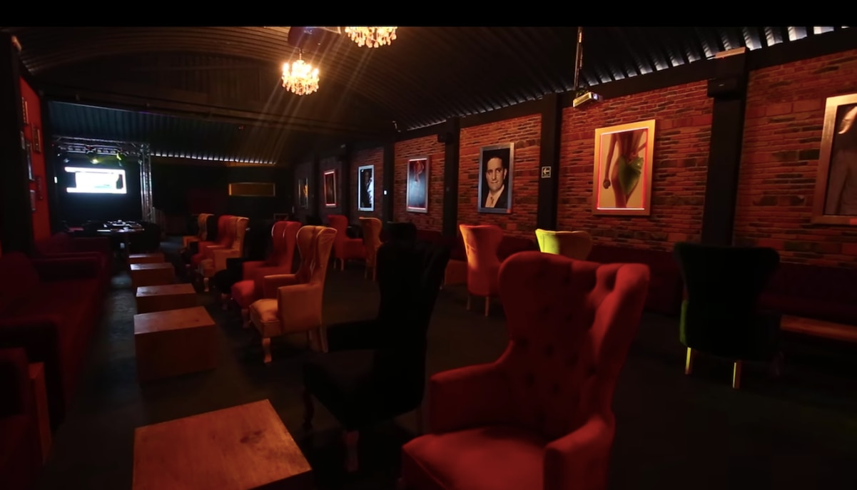 "Autoridades nos pidieron sobornos": Cesar's Mens Club asegura no ser table dance