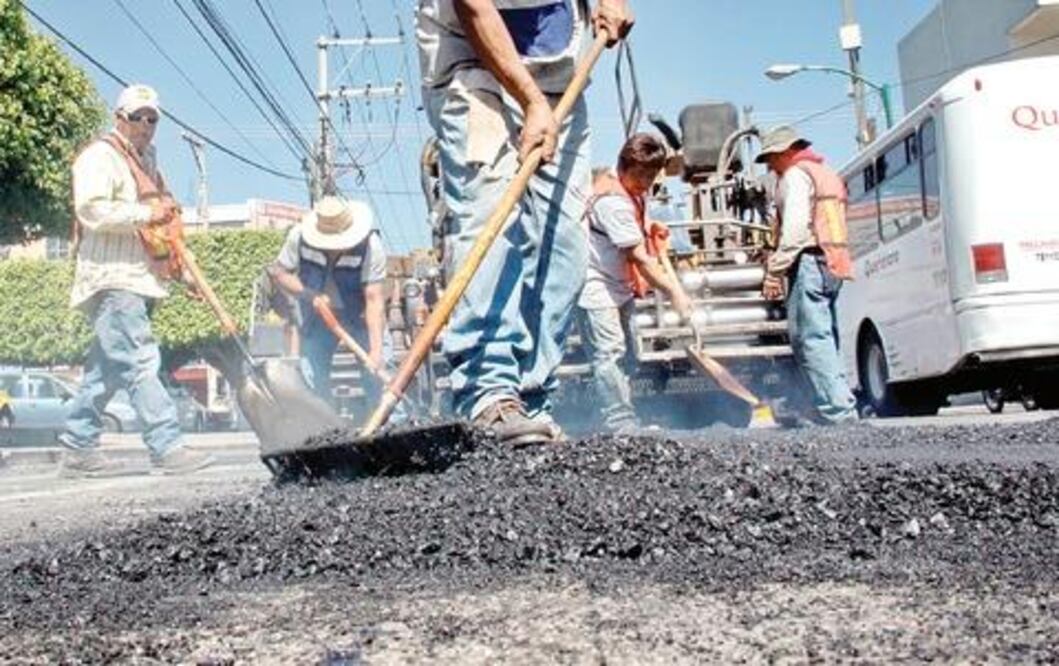 Destacan avance en bacheo de vialidades