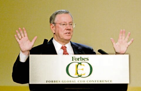 México debe bajar carga fiscal