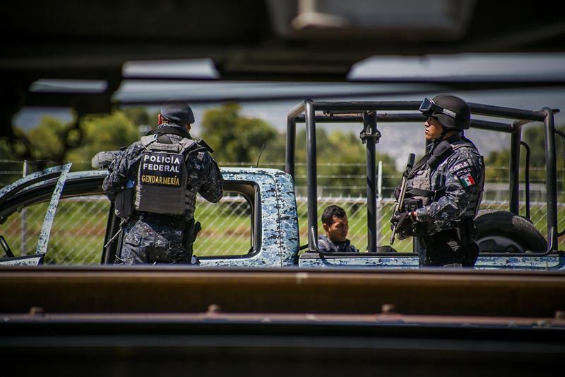 Reciben a gendarmes con intento de robo al tren