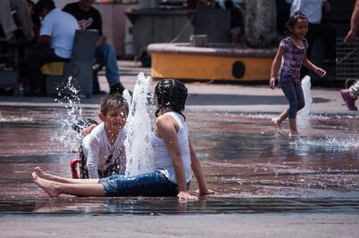 Difunde IMSS medidas por altas temperaturas