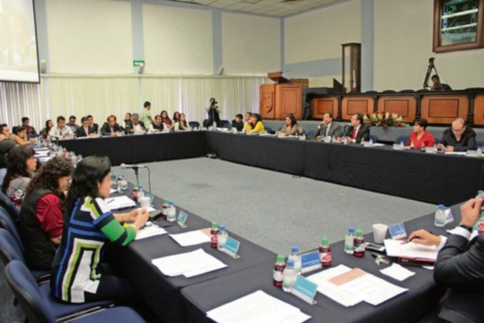 Rechaza sindicato aumento de 4.4%