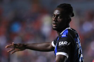 AkeLoba se despide de Gallos Blancos