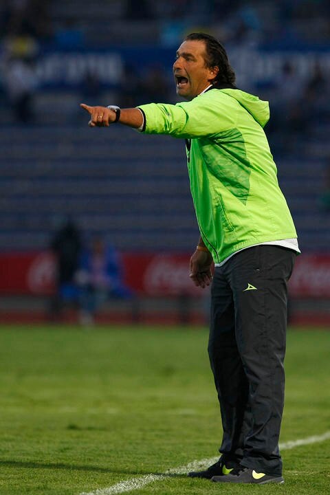 Ventaja amplia, no decisiva: Pizzi