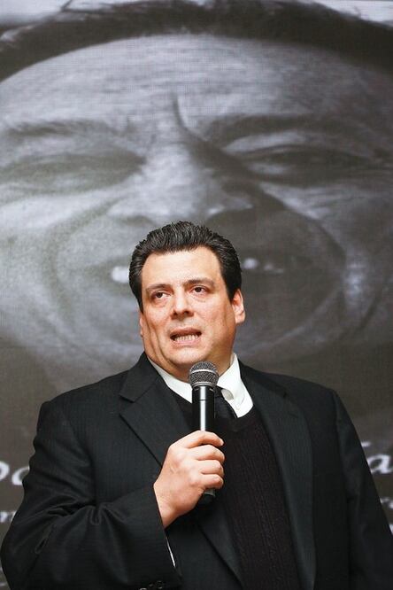 Sulaimán Jr. aventaja