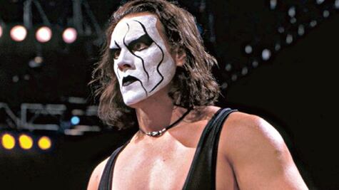 Triple H le gana la partida a mítico Sting