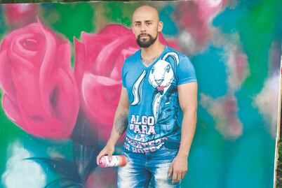 Un festejo con grafiti y música