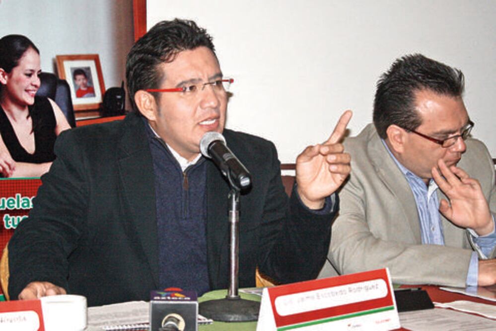 ‘Cuotas es tema de los padres de familia’