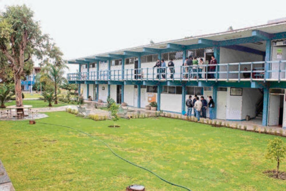 Detiene UAQ apertura de carreras en SJR