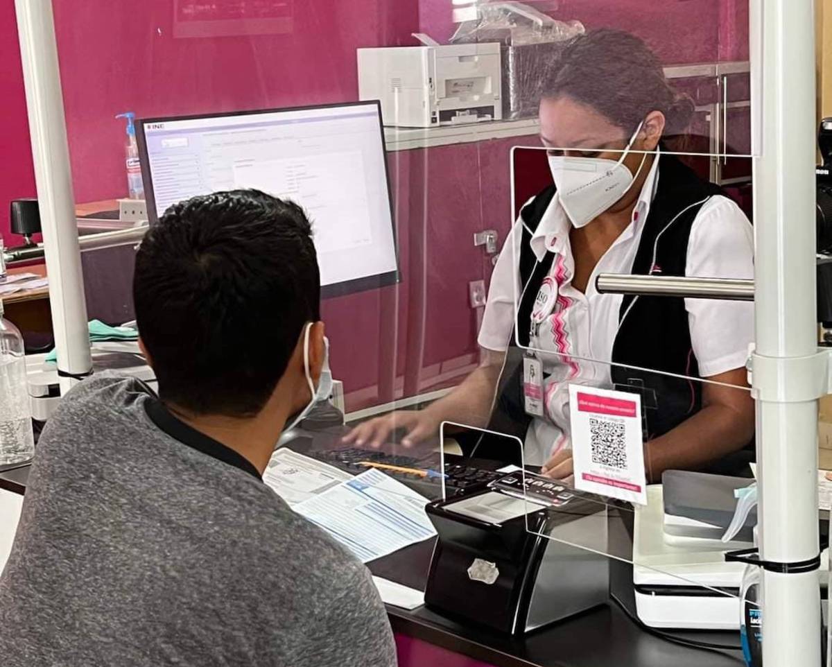 INE entrega más de 90 mil credenciales en Querétaro