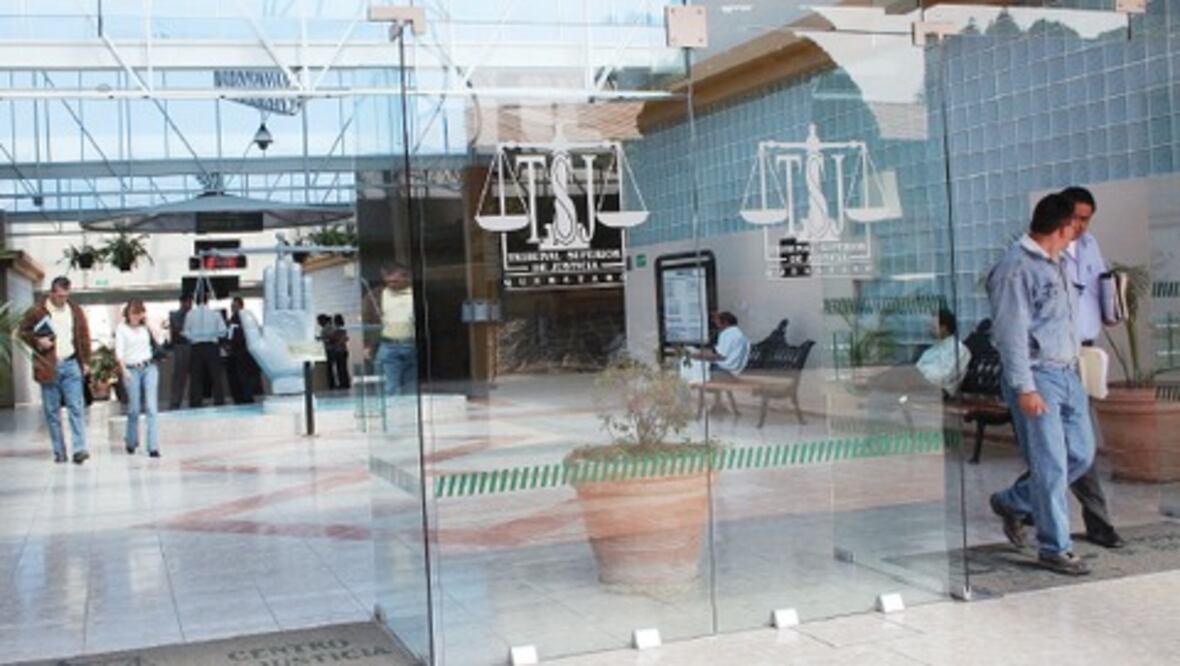 Buscan capacitación para abogados