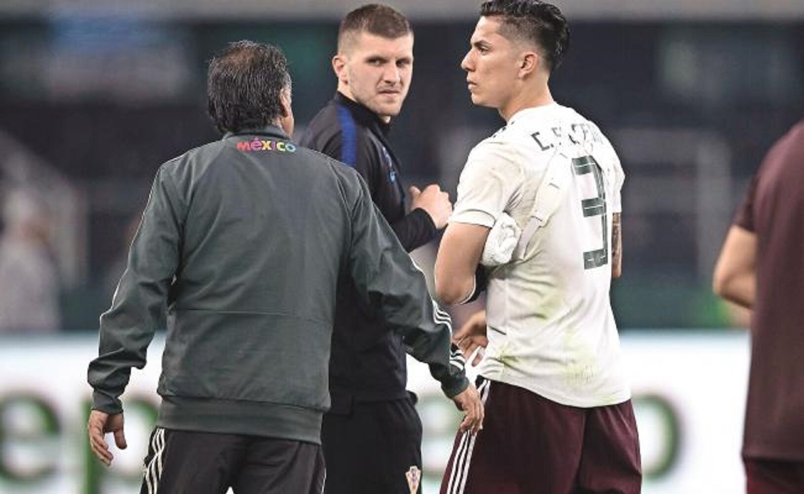 Salcedo fue valorado e intervenido en Houston (FOTOS: EFE E IMAGO7)