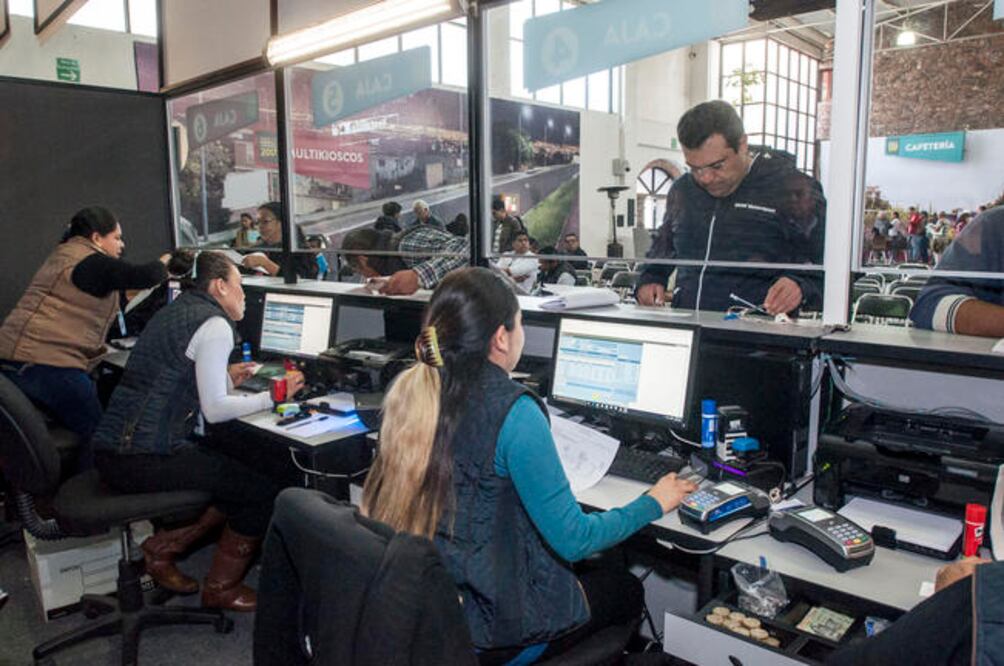 De acuerdo con la Encuesta Nacional de Calidad Regulatoria e Impacto Gubernamental en Empresas, los trámites que se realizaron con mayor frecuencia fue ro n para obtener la razón social (ARCHIVO EL UNIVERSAL)