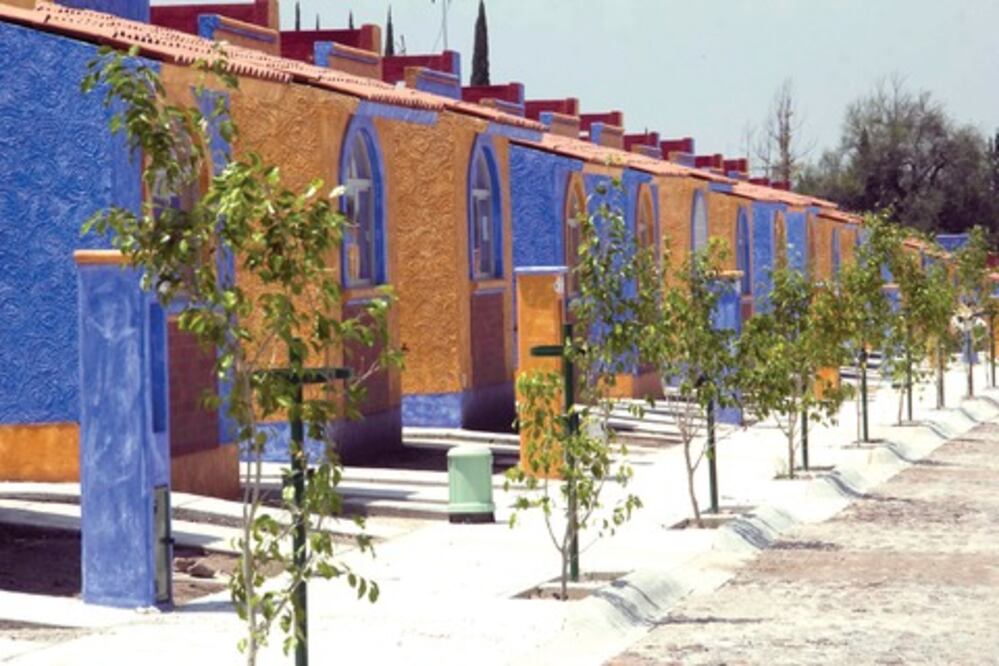 Querétaro requiere de 20  mil viviendas