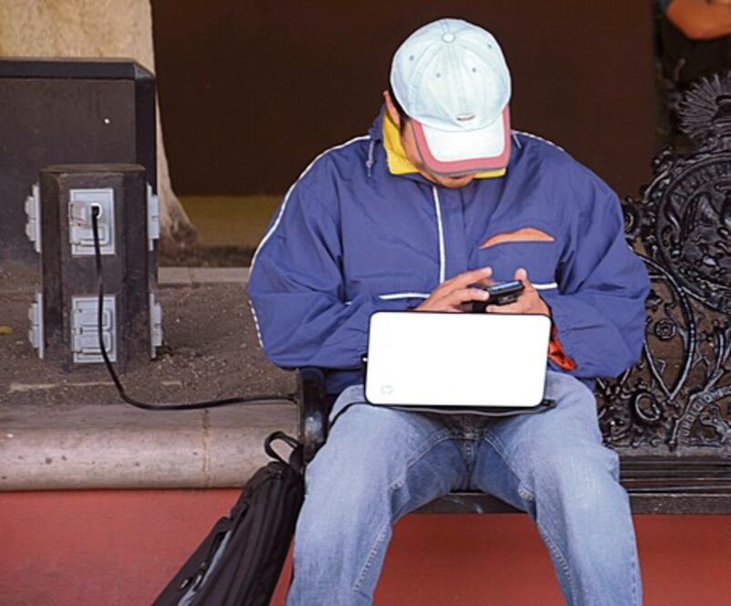 Convocan a foro por ley telecom