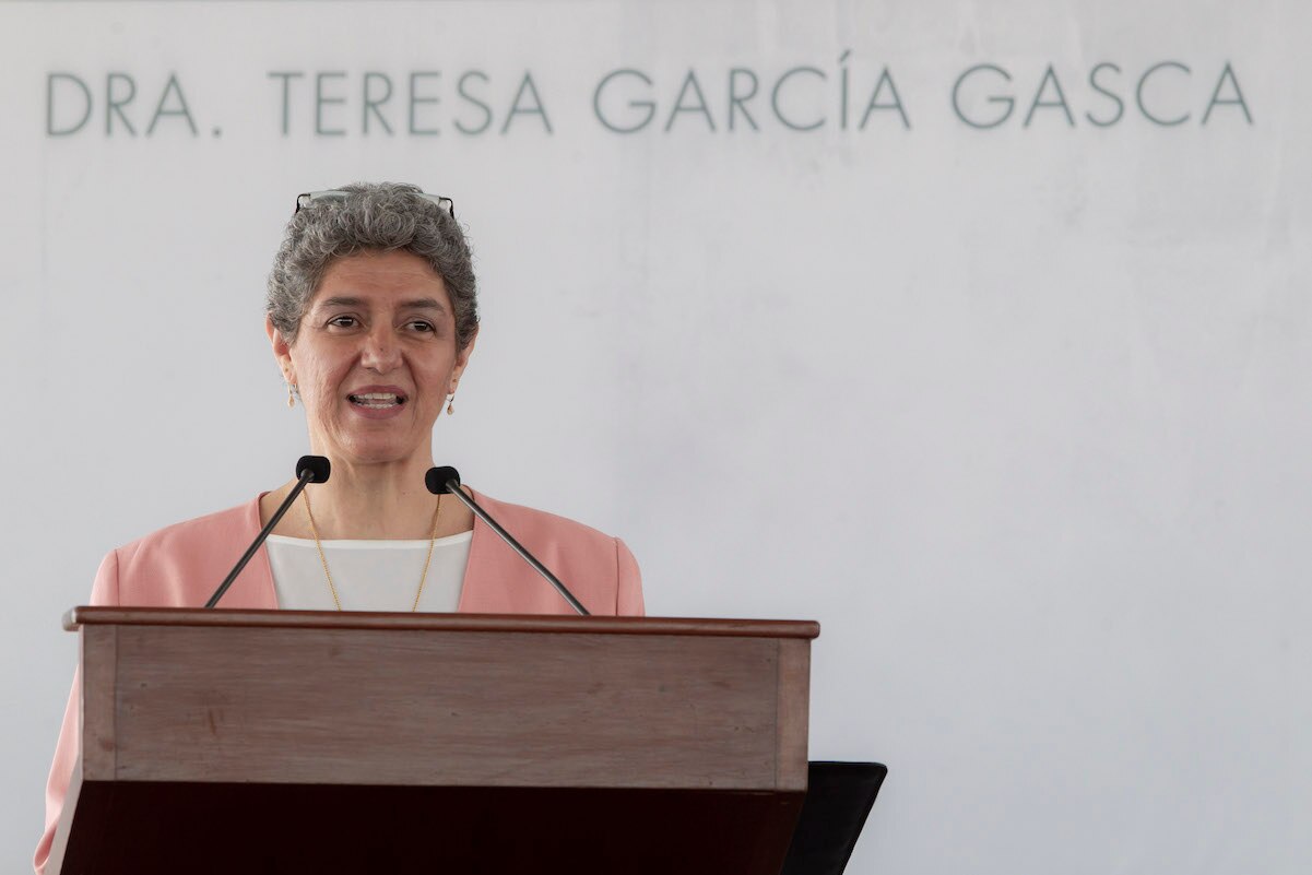 Al aire libre y con 300 personas, así será el informe de la rectora de la UAQ