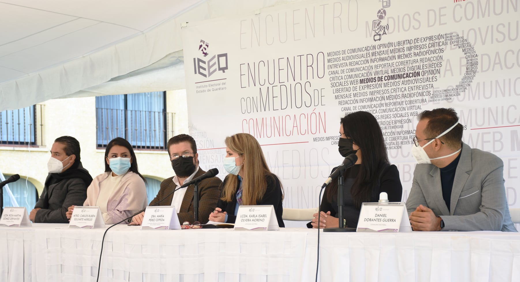 Ninguna de las aspirantes que buscan la presidencia del IEEQ cumple con el perfil: INE