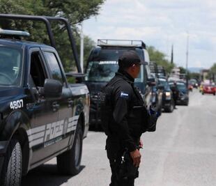 FGR logra sentencia de cuatro años de prisión contra tres personas por portación de arma en Querétaro