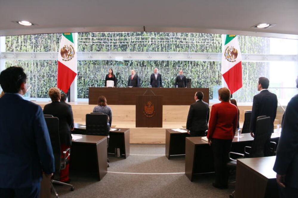 Con 22 votos a favor, uno en contra y dos abstenciones, el Congreso estatal aprobó la propuesta original del Poder Ejecutivo del Presupuesto de Egresos y Ley de Ingresos para el ejercicio fiscal 2018. (ESPECIAL)