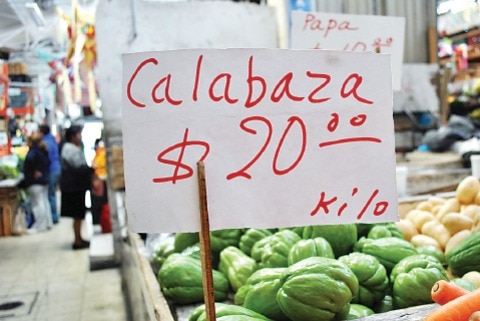 Afecta a comerciantes el aumento de precios