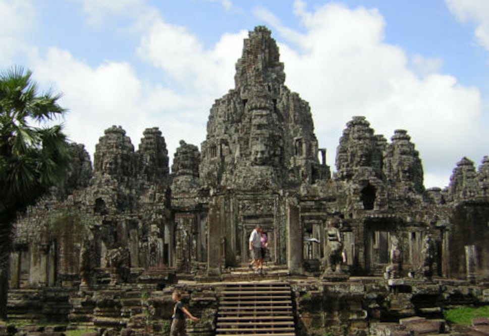 Descubren restos de ciudad medieval 