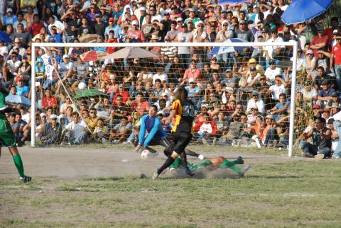 Listo Torneo de Futbol de San Francisquito