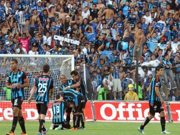 Suspenden invasión al estadio Omnilife