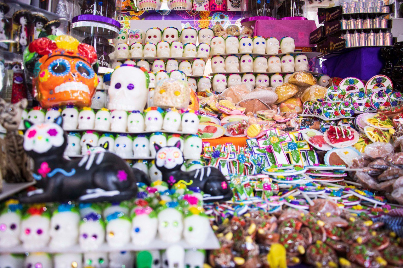 Instalarán 320 puestos en el Centro Histórico de Querétaro por el Día de Muertos