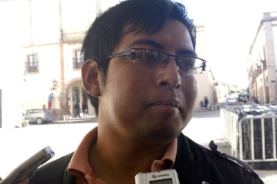 Reitera bombero herido que necesita apoyo