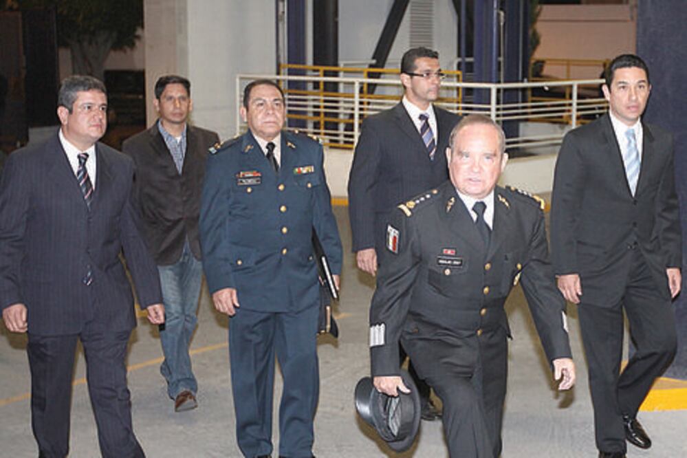 Lamentan uso de bienes públicos