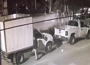 Roban camión con ayuda humanitaria en Puebla