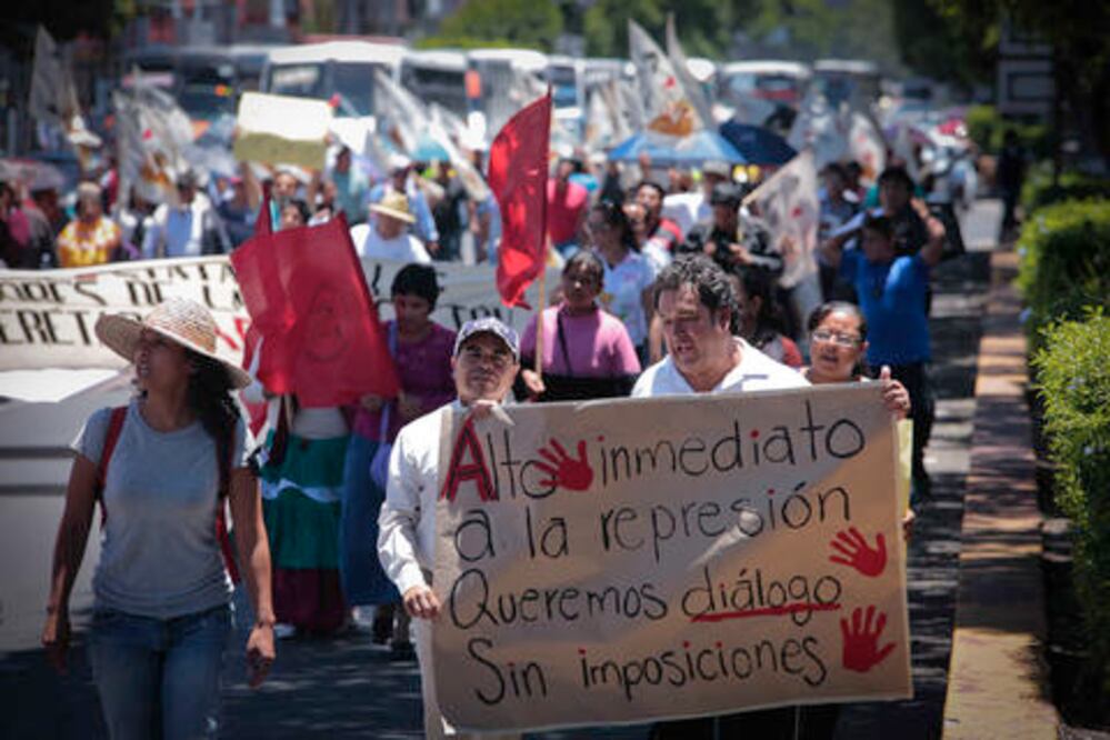 Manifestaciones desquician tránsito vehicular de la capital