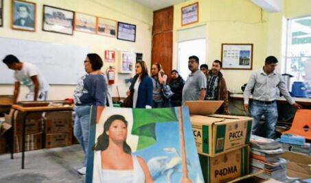 Insuficientes, libros de texto en escuelas