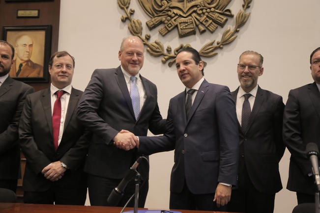 Empresa automotriz invierte mil 342 mdp