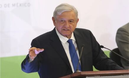 AMLO exhorta a grupo delincuencial a permitir venta de gasolina al Ejército y que piensen en sus “mamacitas”