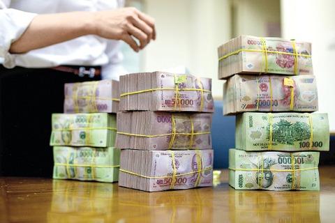 Inversionistas  aguardan datos