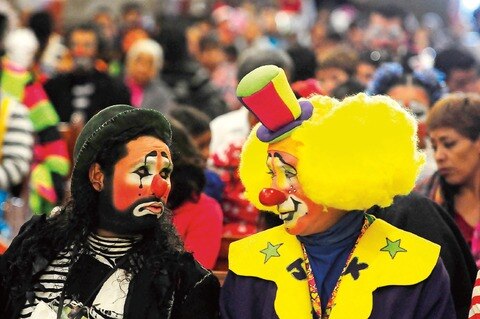 Dan alegría pese a la realidad que vive el país