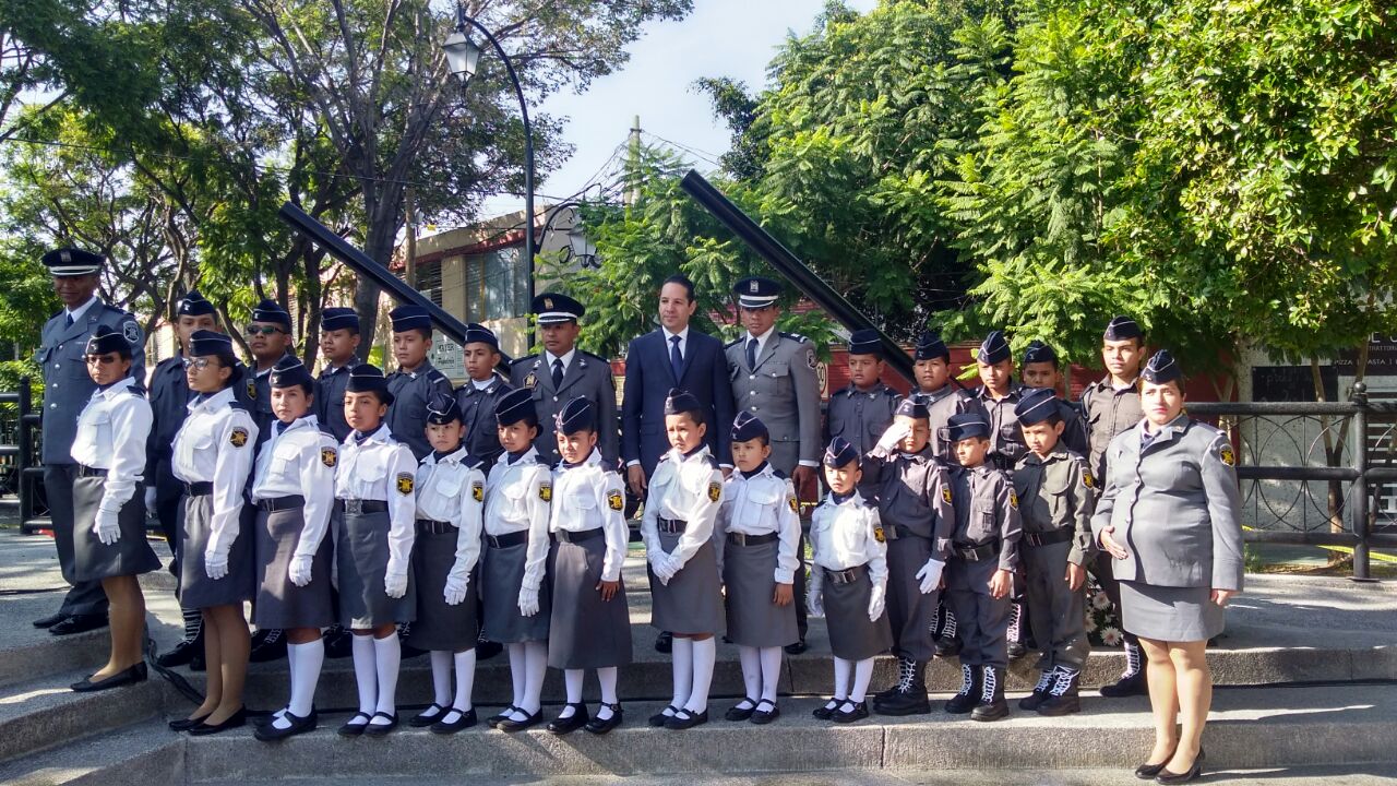 Francisco Domínguez llama a practicar heroísmo con pequeños actos cotidianos
