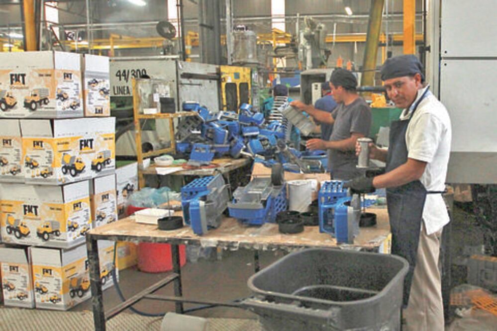 Se triplicó la venta de juguetes: Calderón