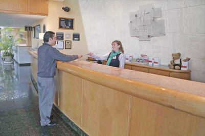  Hoteleros piden aplicar piso parejo en pago de impuestos 