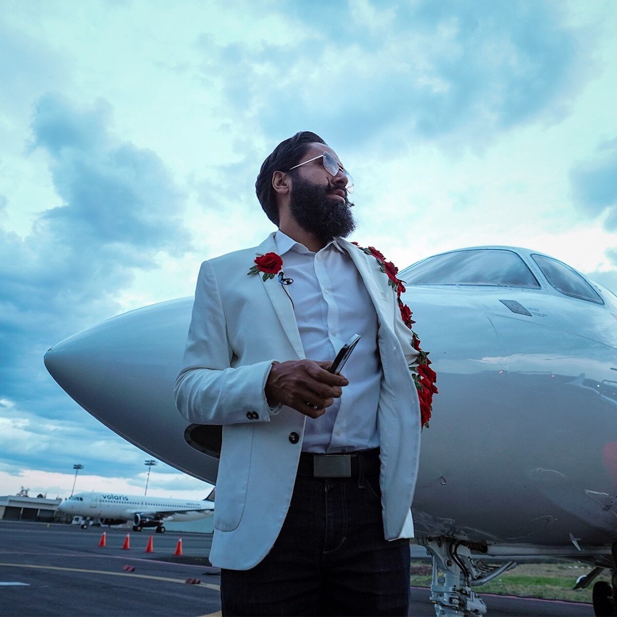 El influencer Carlos Muñoz es queretano y fiel aficionado a los Gallos Blancos