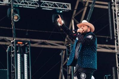 Vetan al “Fantasma” de cantar en capital  