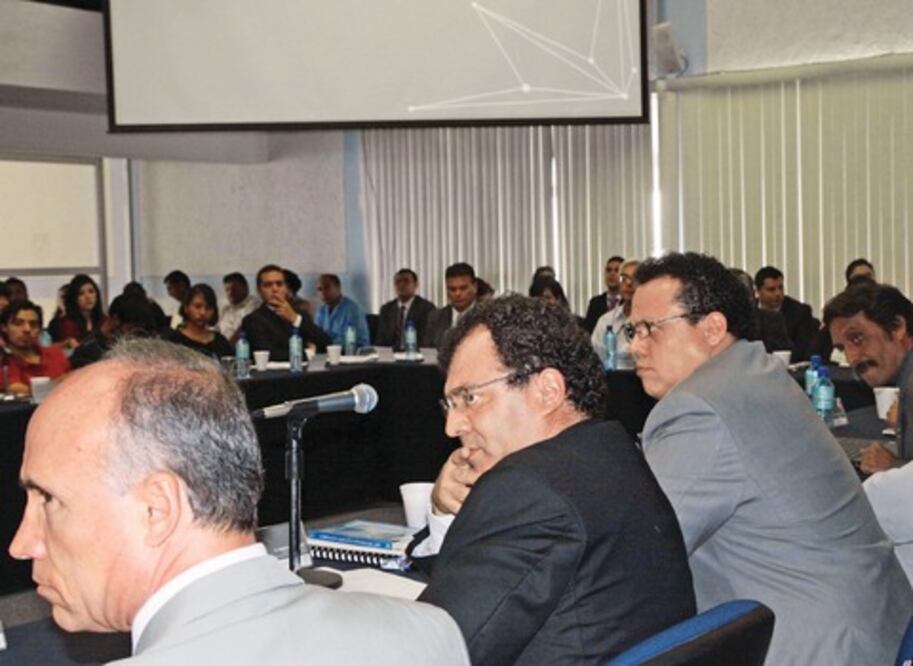 UAQ pide aumento de 5% de  recursos 