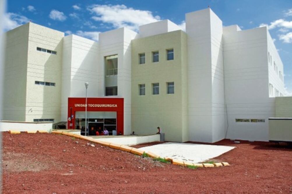 Amplían hospital de especialidades